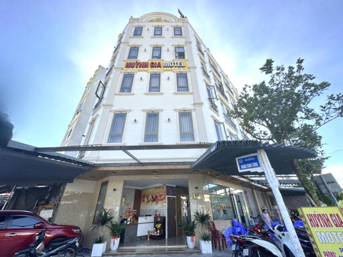 Oyo 1193 Huynh Gia Hotel Da Nang Exterior foto